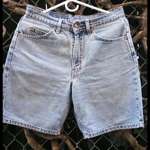 Vintage High Waisted Levi shorts
